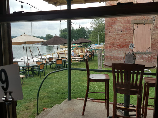 Event Venue «Saugerties Steamboat Co.», reviews and photos, 2 Ferry St, Saugerties, NY 12477, USA