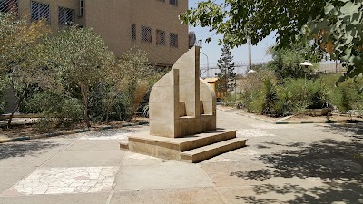 Photos of Islamic Azad University South Tehran Branch Faculty Of Engineering
