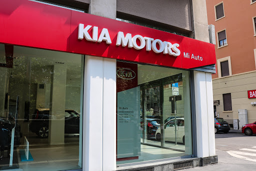 Kia LARIO MI AUTO | Concessionaria Milano