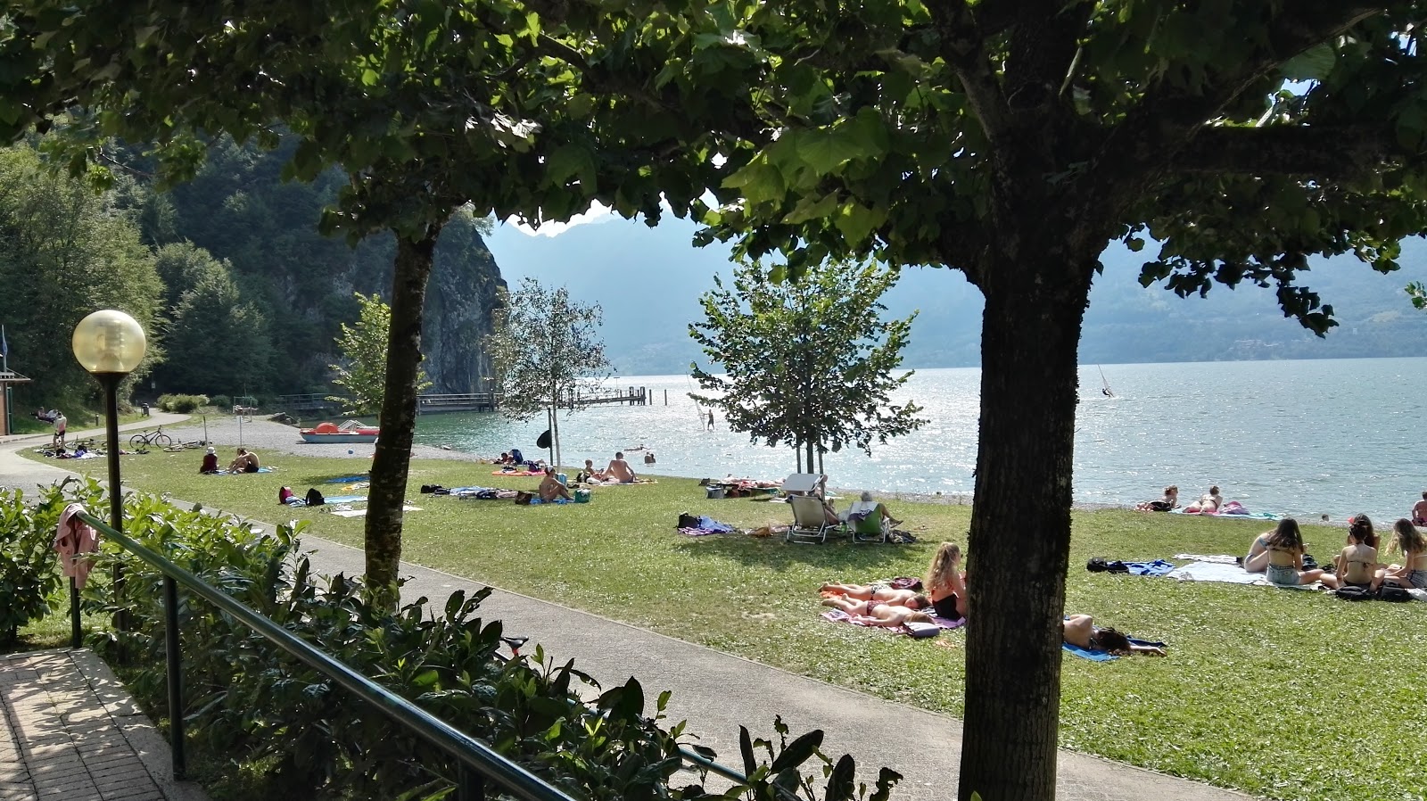 Spiaggia di Camping Miralago'in fotoğrafı çok temiz temizlik seviyesi ile