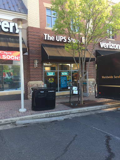 Shipping and Mailing Service «The UPS Store», reviews and photos, 42395 Ryan Rd #112, Brambleton, VA 20148, USA