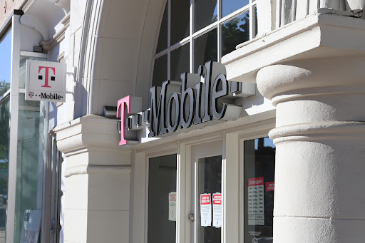 T-Mobile image