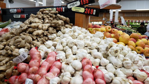 Produce Market «Huntington Beach Farmers Market», reviews and photos, 15881 Gothard St, Huntington Beach, CA 92647, USA