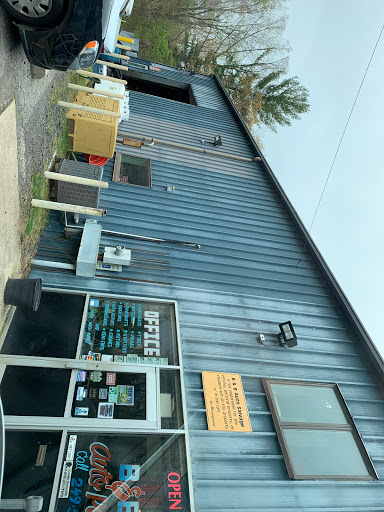 Auto Repair Shop «B & B Auto Salvage», reviews and photos, 18911 Central Ave, Upper Marlboro, MD 20774, USA