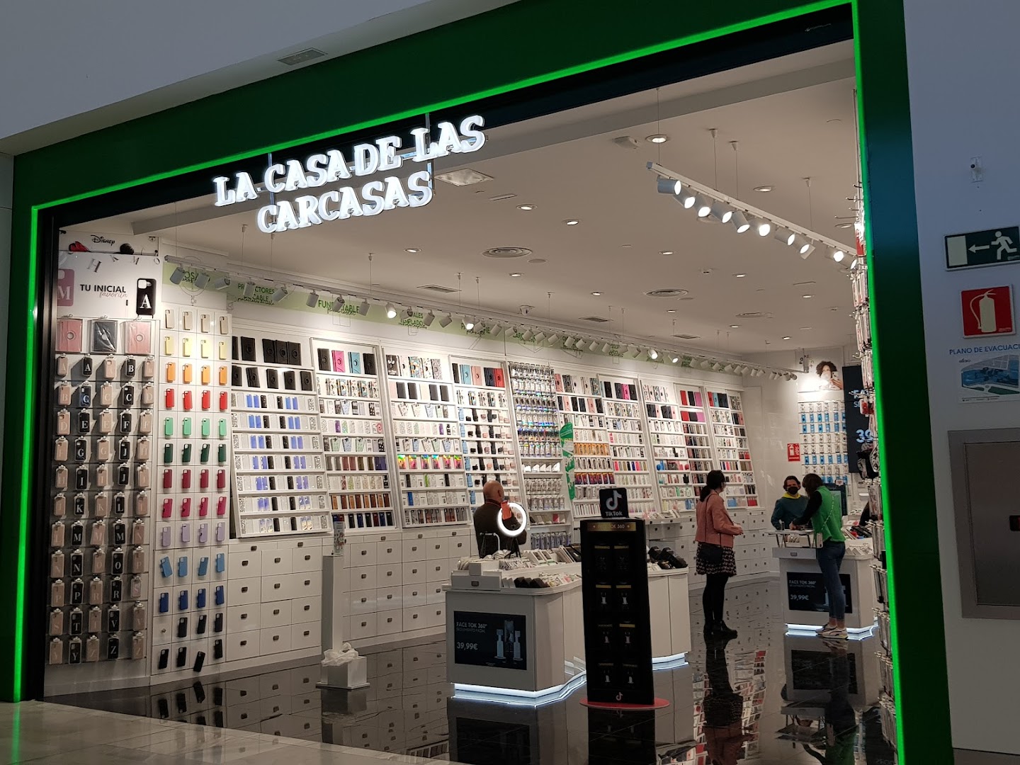 La Casa de las Carcasas