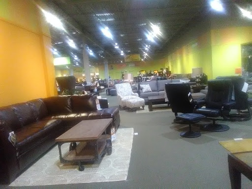 Furniture Store «Art Van Furniture - Waterford», reviews and photos, 5053 Dixie Hwy, Waterford Twp, MI 48329, USA