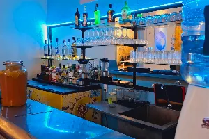 Cheves & Grill image