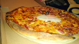 Kakukk Pizza