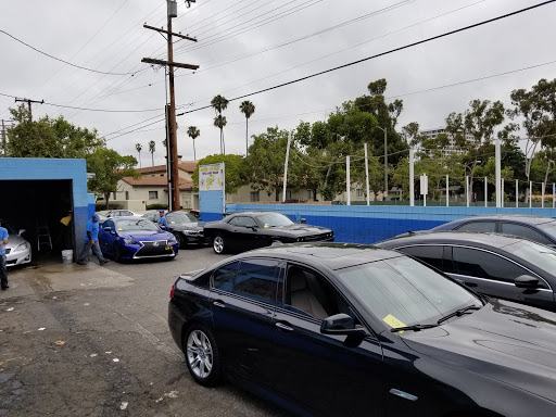 Andres Car Wash en Long Beach