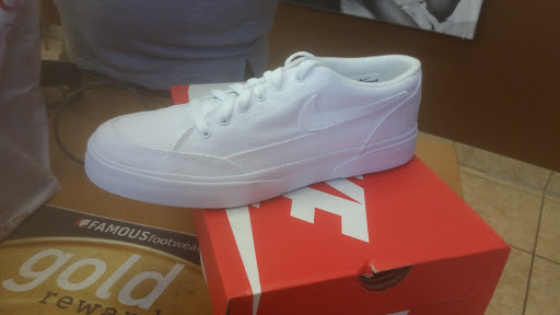 Shoe Store «Famous Footwear», reviews and photos, 1453 W Interstate 240 Service Rd, Oklahoma City, OK 73159, USA