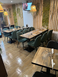 Atmosphère du Restaurant thaï SUSHI GREEN à Pontoise - n°1