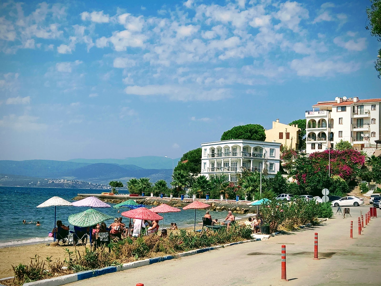 Monastery Beach'in fotoğrafı ve yerleşim