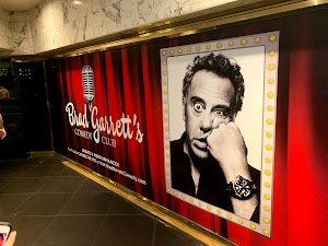 Brad Garretts Comedy Club - photo 4