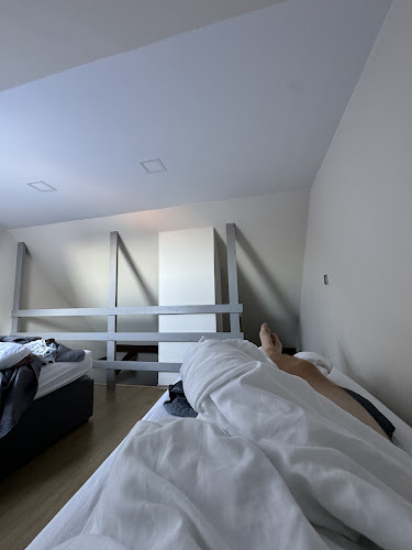 Opinii despre Postel Hostel în Balatonfüred - Szálloda