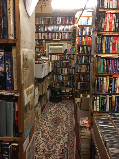 Comic Book Store «Hole In The Wall Books», reviews and photos, 905 W Broad St, Falls Church, VA 22046, USA