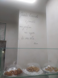 Pizzeria. Rosticceria Con Piatti tipici da Asporto E Polli Allo Spiedo. ROSTIPIZZA Frittura di pesce à Vico del Gargano carte