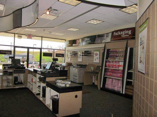 Shipping and Mailing Service «The UPS Store», reviews and photos, 196 E Main St, Milford, MA 01757, USA