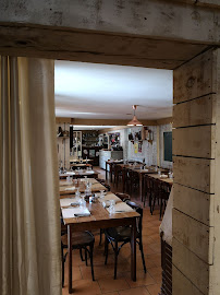 Atmosphère du Restaurant italien Chez le Garde à Vauvenargues - n°12