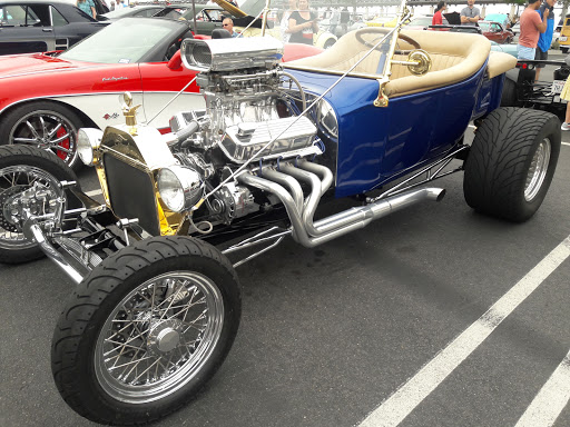 Outlet Mall «Outlets at San Clemente», reviews and photos, 101 W Avenida Vista Hermosa #190, San Clemente, CA 92672, USA