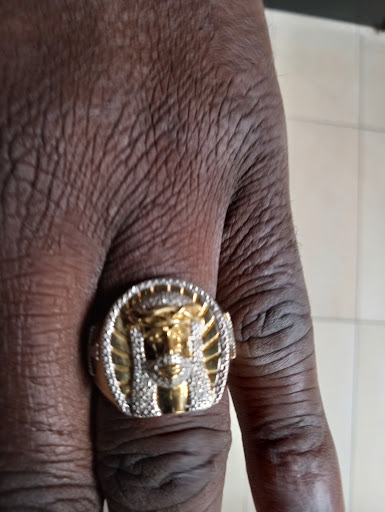 Explore mother of 4 tattoo ideas, creative tattoo ideas in Hialeah, available at Banter by Piercing Pagoda