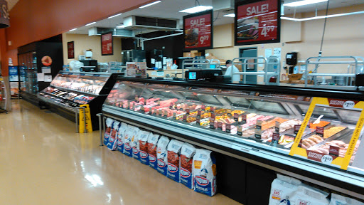 Supermarket «Giant Eagle Supermarket», reviews and photos, 2650 Constitution Blvd, Beaver Falls, PA 15010, USA