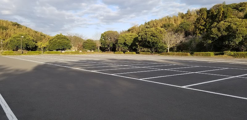 糸ヶ浜海浜公園 駐車場