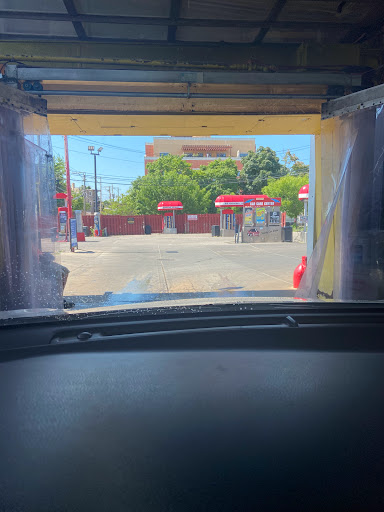 Car Wash «Speedy Car Wash», reviews and photos, 5724 N Lincoln Ave, Chicago, IL 60659, USA