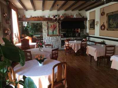 Restaurant le commerce à Chézery-Forens