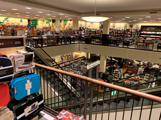 Book Store «Barnes & Noble», reviews and photos, 2051 N Federal Hwy, Fort Lauderdale, FL 33305, USA