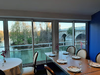 Atmosphère du Restaurant @ L'Esturgeon à Poissy - n°1