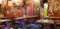 Atmosphère du Restaurant La Petite Fringale à Ax-les-Thermes - n°15