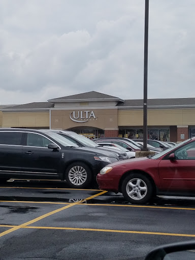 Hair Salon «Ulta Beauty», reviews and photos, 1560 S Randall Rd, Geneva, IL 60134, USA