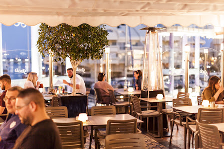 Jacks Smokehouse Benalmádena La Dársena Levante, Av. del Puerto Deportivo, local C5-6, 29630 Benalmádena, Málaga, España
