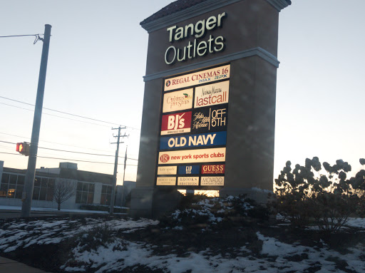 Home Goods Store «Christmas Tree Shops», reviews and photos, 1150 The Arches Cir, Deer Park, NY 11729, USA