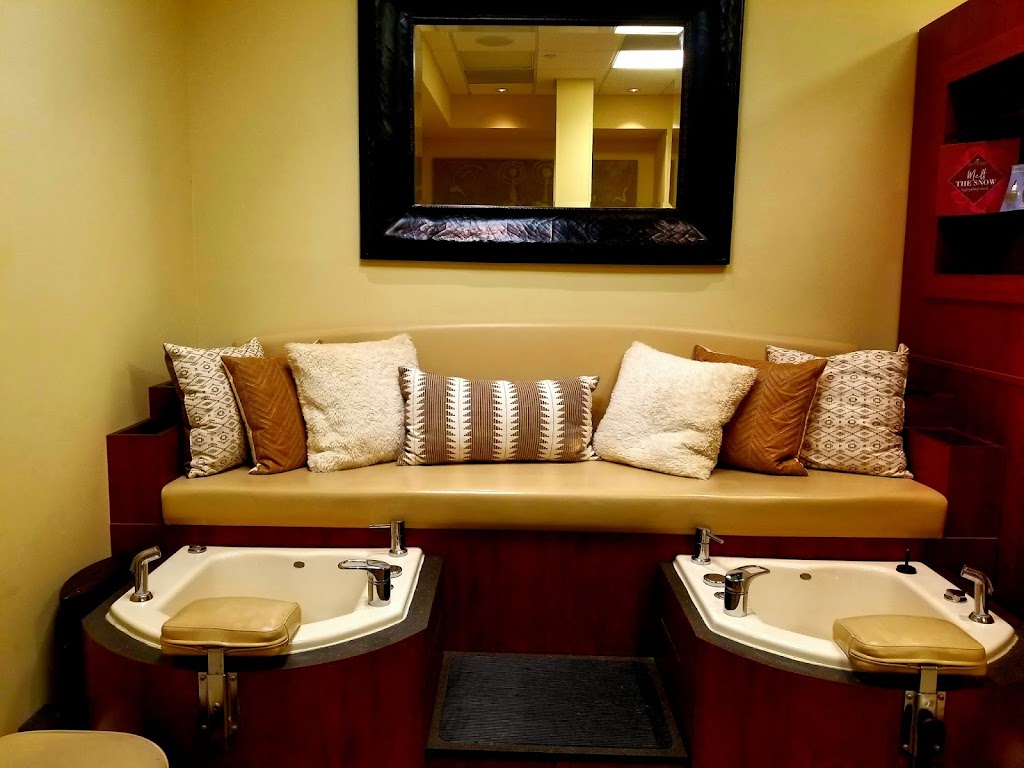 Spa of the Pines Salon 92352