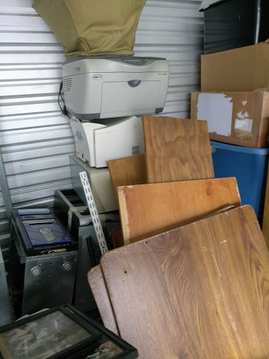 Self-Storage Facility «Safe Stor», reviews and photos, 3715 Blossom Dr NE, Salem, OR 97305, USA