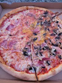 Plats et boissons du Pizzas à emporter Georgio's Pizza à Bretignolles-sur-Mer - n°9