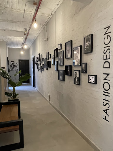 Creation studio fashion school