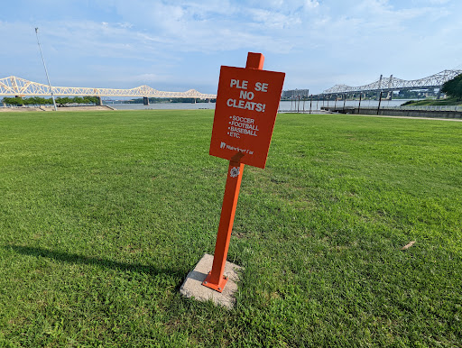 Park «Louisville Waterfront Park (Great Lawn, Harbor Lawn, Festival Plaza)», reviews and photos, 231 Witherspoon St, Louisville, KY 40202, USA