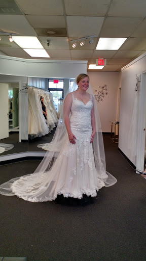 Bridal Shop «Here Comes the Bride», reviews and photos, 190 N Swift Rd, Addison, IL 60101, USA