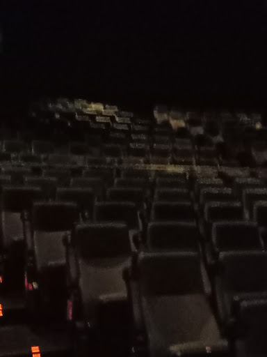 Movie Theater «Regal Cinemas Fairfield Commons 20 & RPX», reviews and photos, 2651 Fairfield Commons, Beavercreek, OH 45431, USA