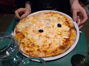 Photo n°50 de Pizza Delizia chemin vert à Paris ()