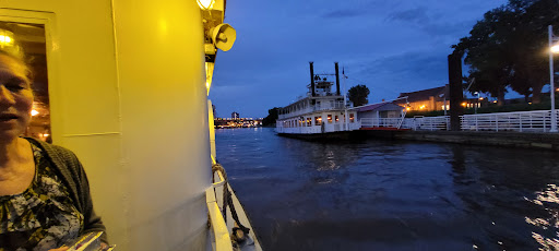 Boat Tour Agency «Padelford Packet Boat Co», reviews and photos, 205 Dr Justus Ohage Blvd, St Paul, MN 55107, USA
