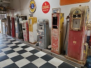 Reiffs Gas Station Museum - photo 82