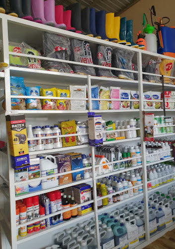 AGROMUNDOS (FARMACIA AGRÍCOLA - VETERINARIA) - Santo Domingo de los Colorados