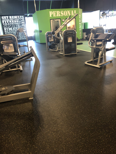 Gym «Fitness 4 Less Bowie», reviews and photos, 6824 Laurel Bowie Rd, Bowie, MD 20715, USA