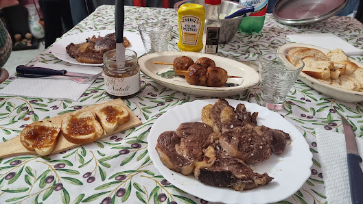 Macelleria & Gastronomia Di Chiara Matarazzo Contrada Archi, 16, 84050 Laureana Cilento SA, Italia