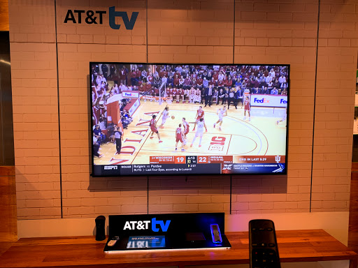 Cell Phone Store «AT&T», reviews and photos, 1812 N Westshore Blvd, Tampa, FL 33607, USA