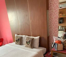 V-One Hotel Korat (โรงแรมวี-วัน โคราช) photo