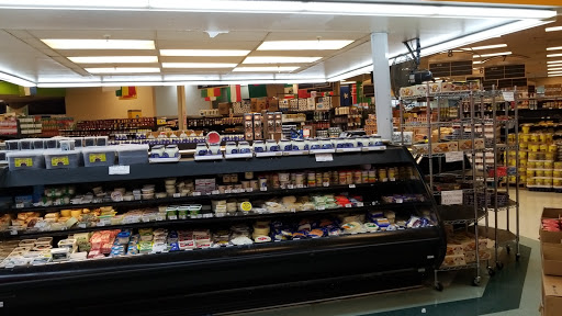 Grocery Store «Halal Import Food Market», reviews and photos, 701 E Pioneer Pkwy, Arlington, TX 76010, USA